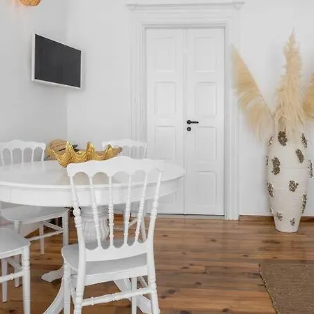 Mykonos Be Chic Luxury Mansion *